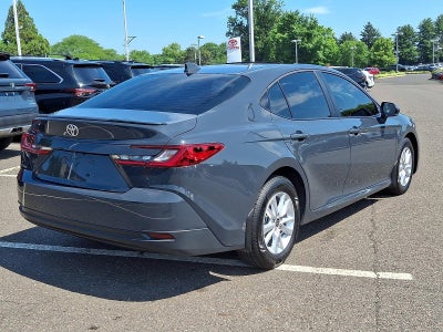 2025 Toyota Camry LE AWD (Natl)