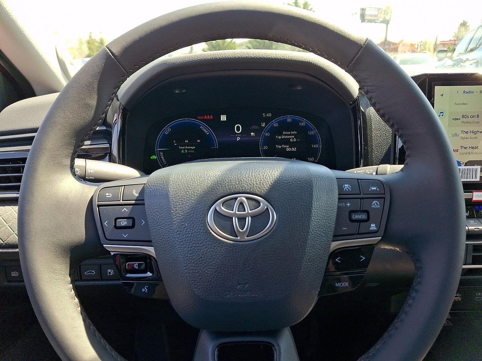 2026 Toyota Camry XLE AWD (Natl)