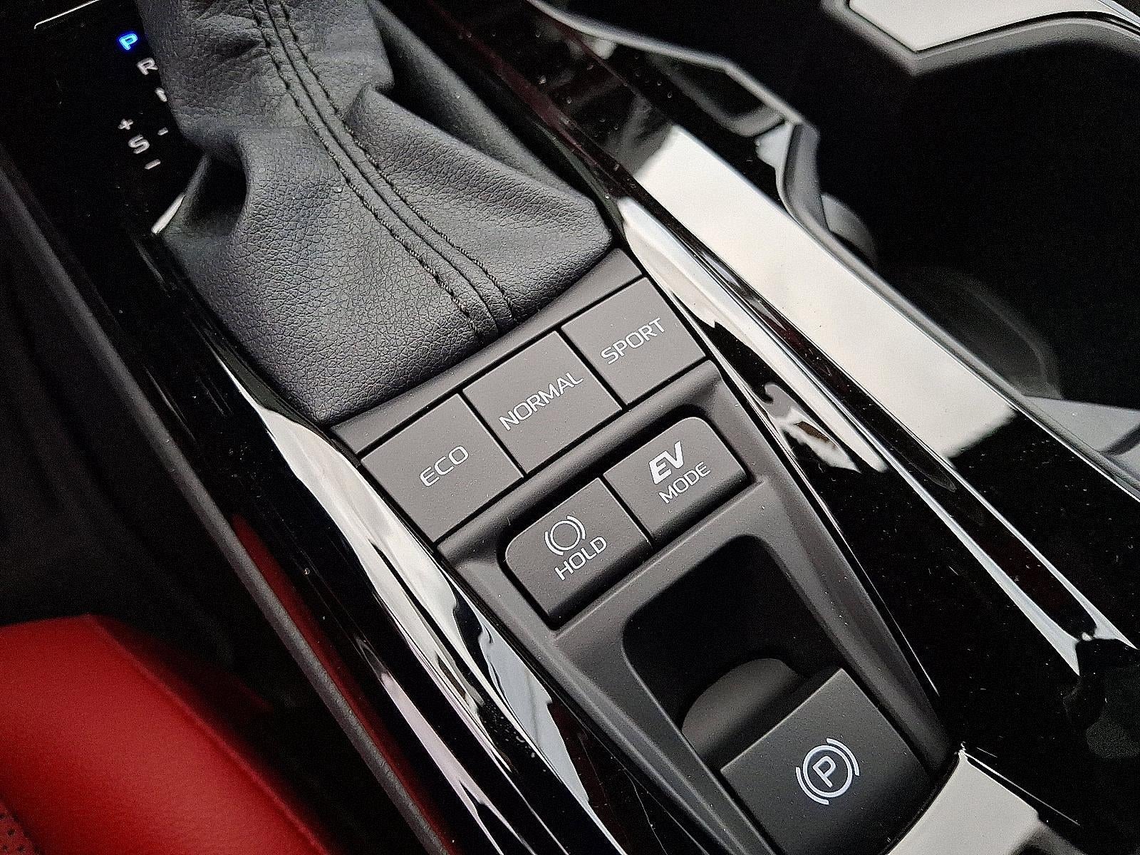 2026 Toyota Camry XSE AWD (Natl)