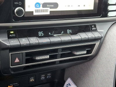 2026 Toyota Camry LE AWD (Natl)