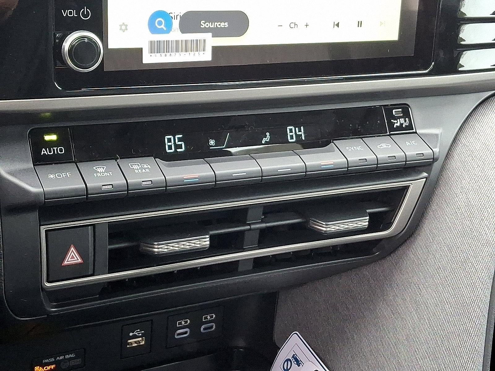 2026 Toyota Camry LE AWD (Natl)