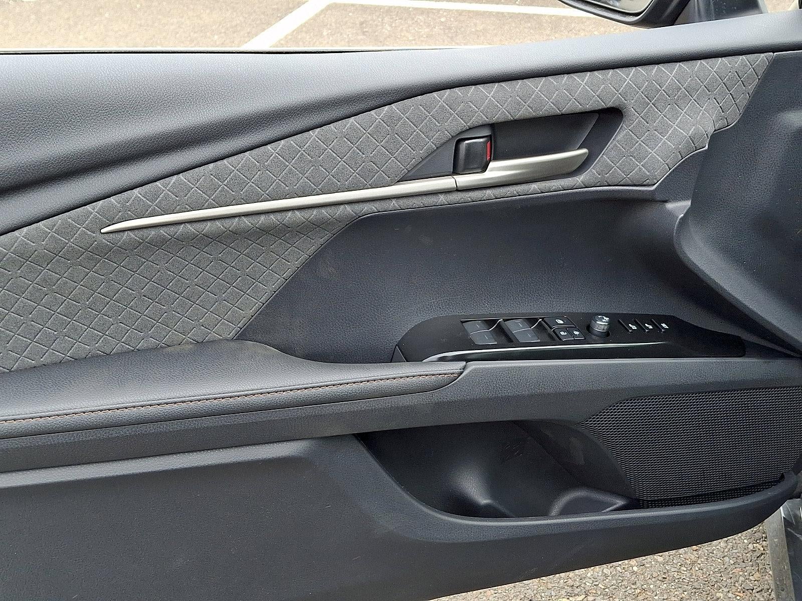 2026 Toyota Camry XLE AWD (Natl)