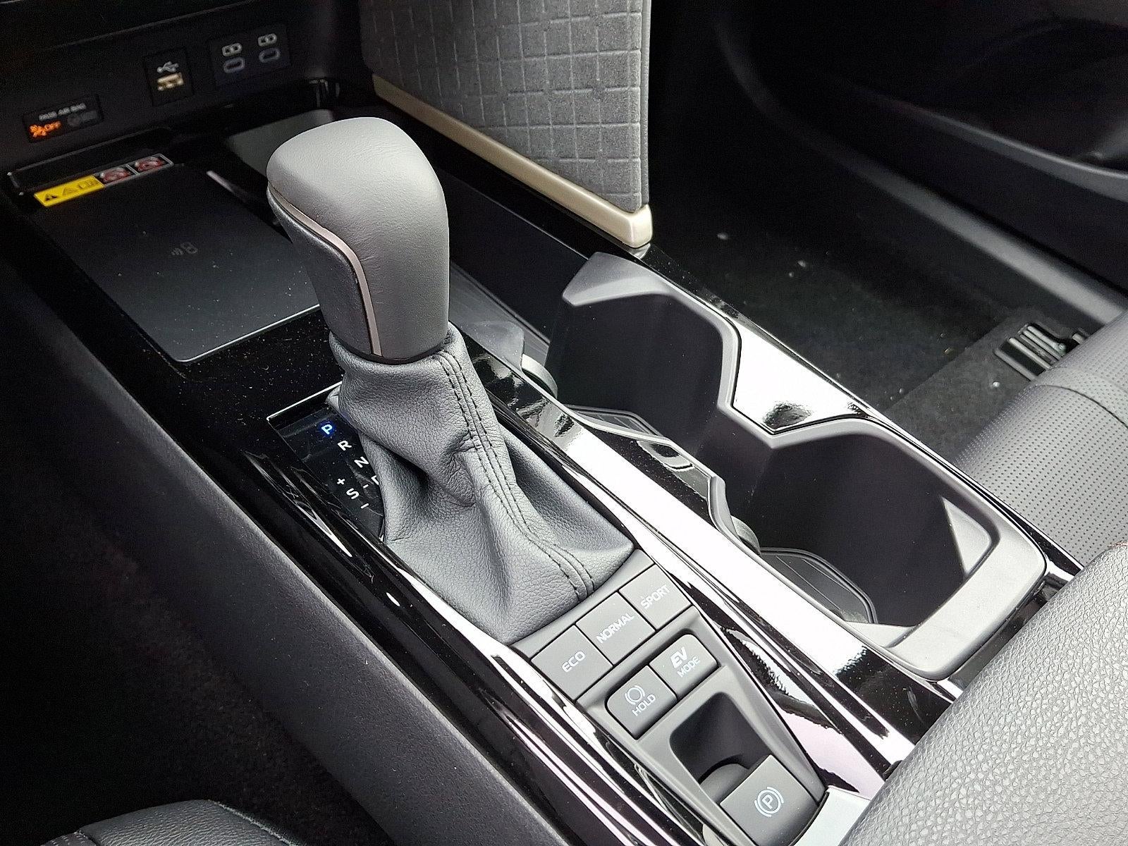 2026 Toyota Camry XLE AWD (Natl)