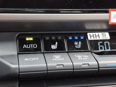 2026 Toyota Camry XLE AWD (Natl)