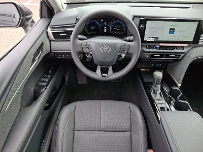 2026 Toyota Camry XLE AWD (Natl)