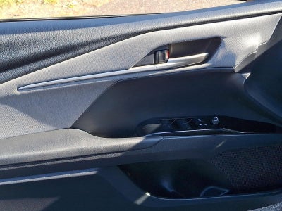 2025 Toyota Camry LE AWD (Natl)