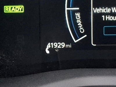 2025 Toyota Camry LE AWD (Natl)