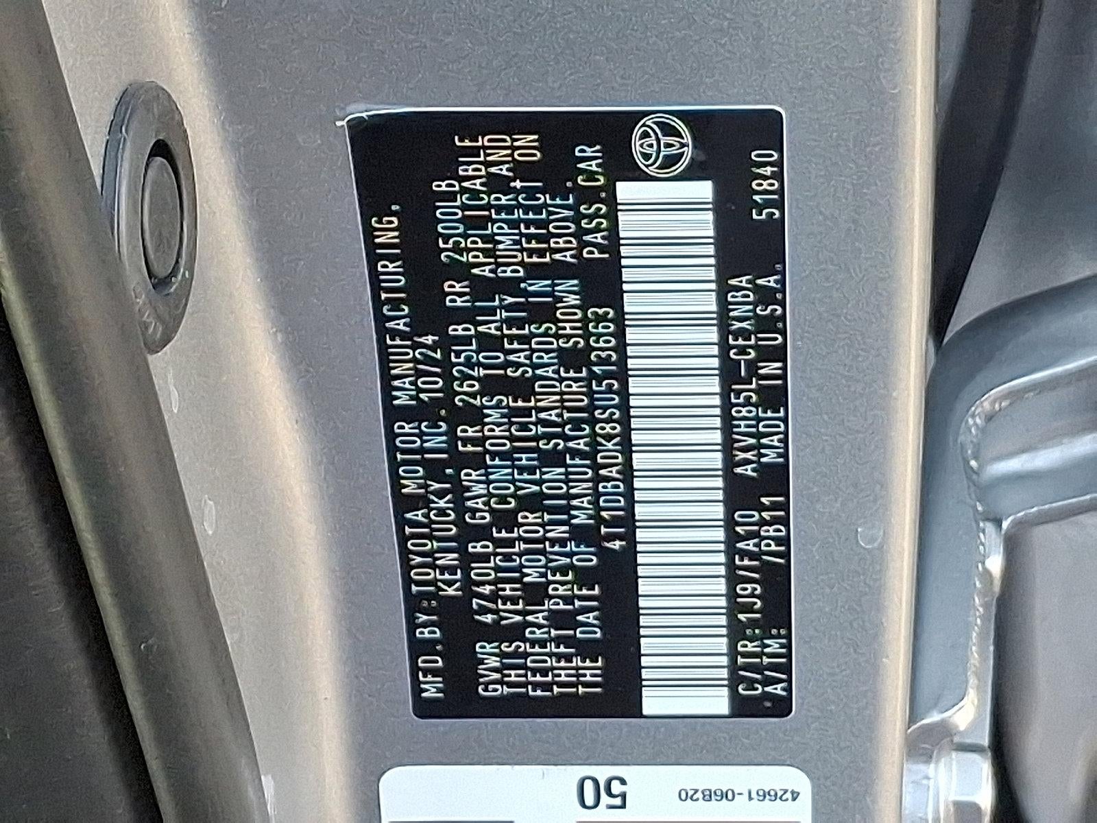 2025 Toyota Camry LE AWD (Natl)