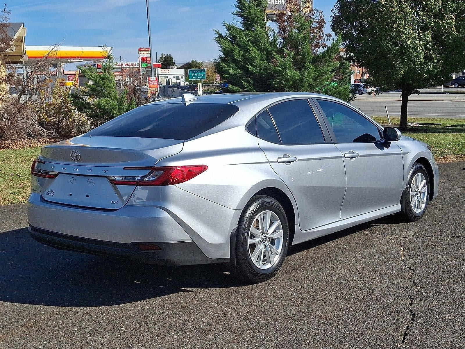 2025 Toyota Camry LE AWD (Natl)