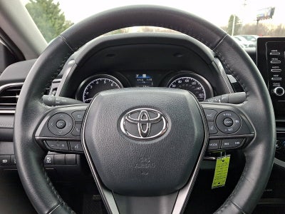 2024 Toyota Camry SE Auto (SE)