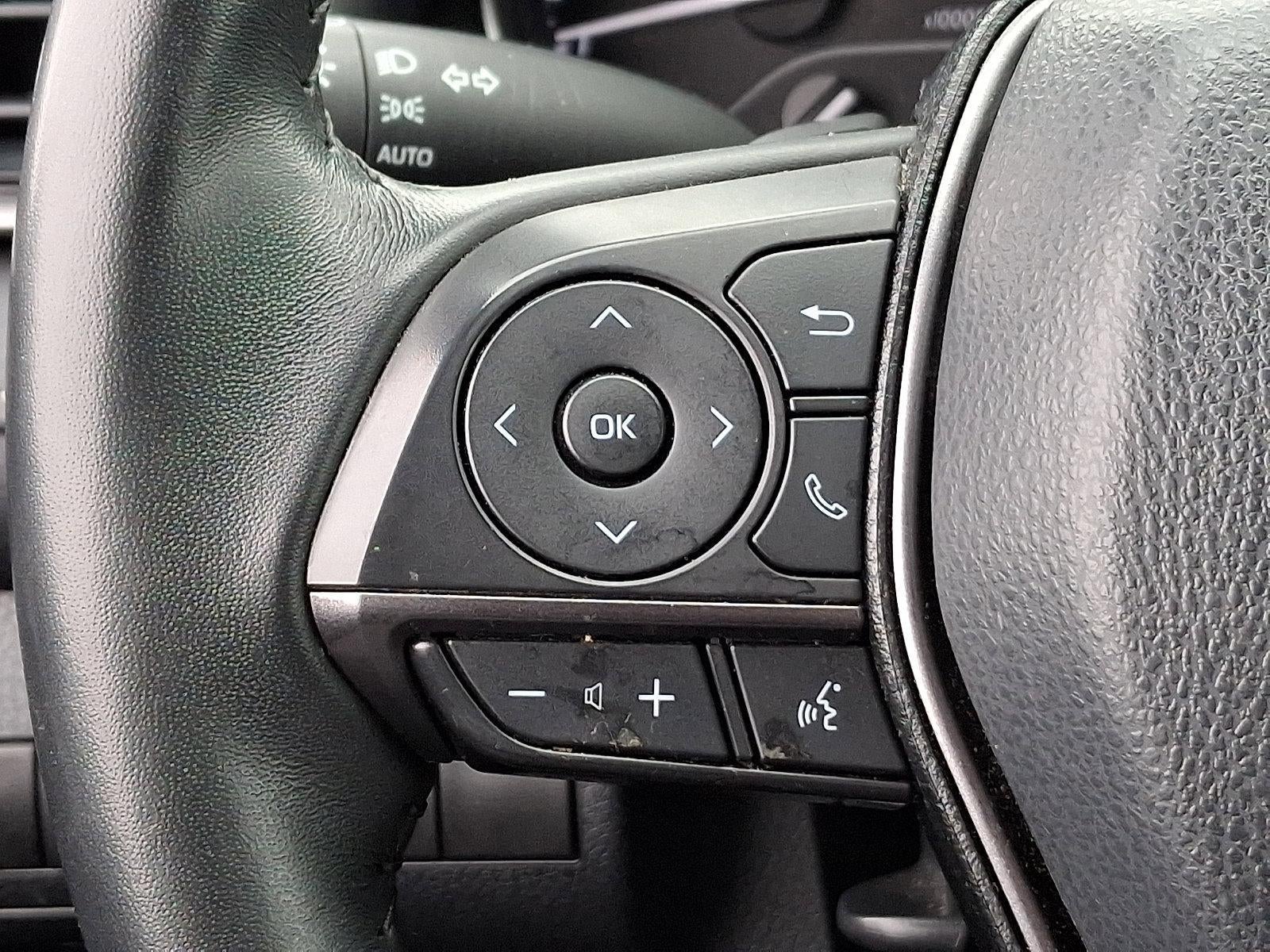 2024 Toyota Camry SE Auto (SE)