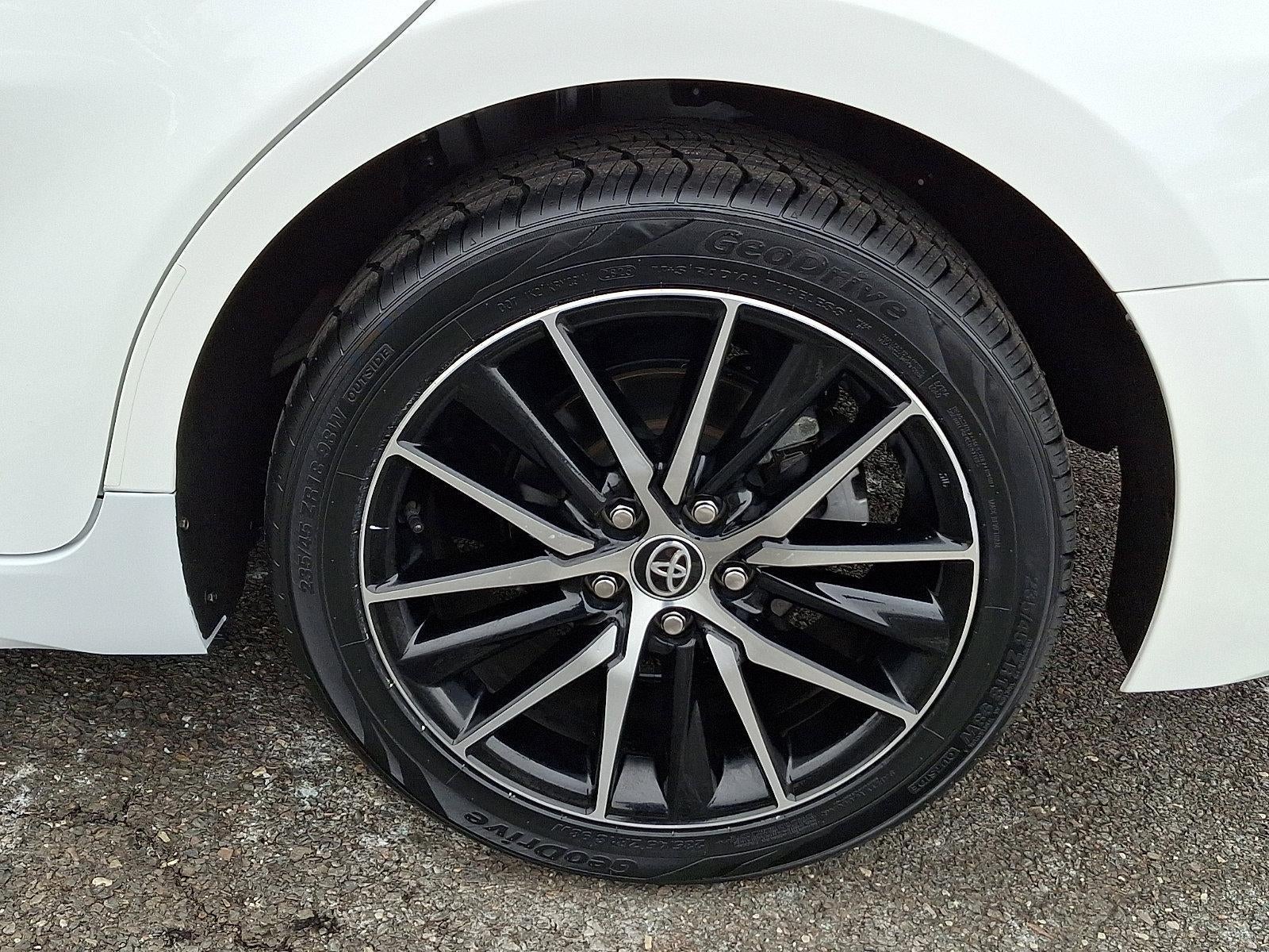 2024 Toyota Camry SE Auto (SE)