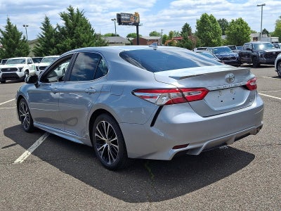2020 Toyota Camry SE Auto AWD (Natl)