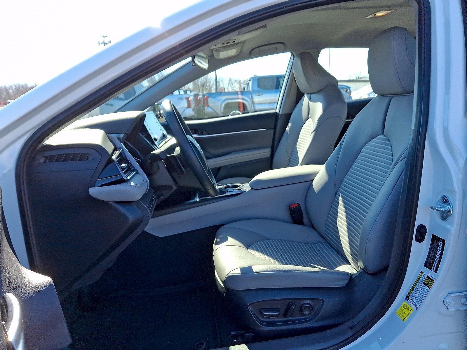 2024 Toyota Camry Hybrid SE CVT (Natl)