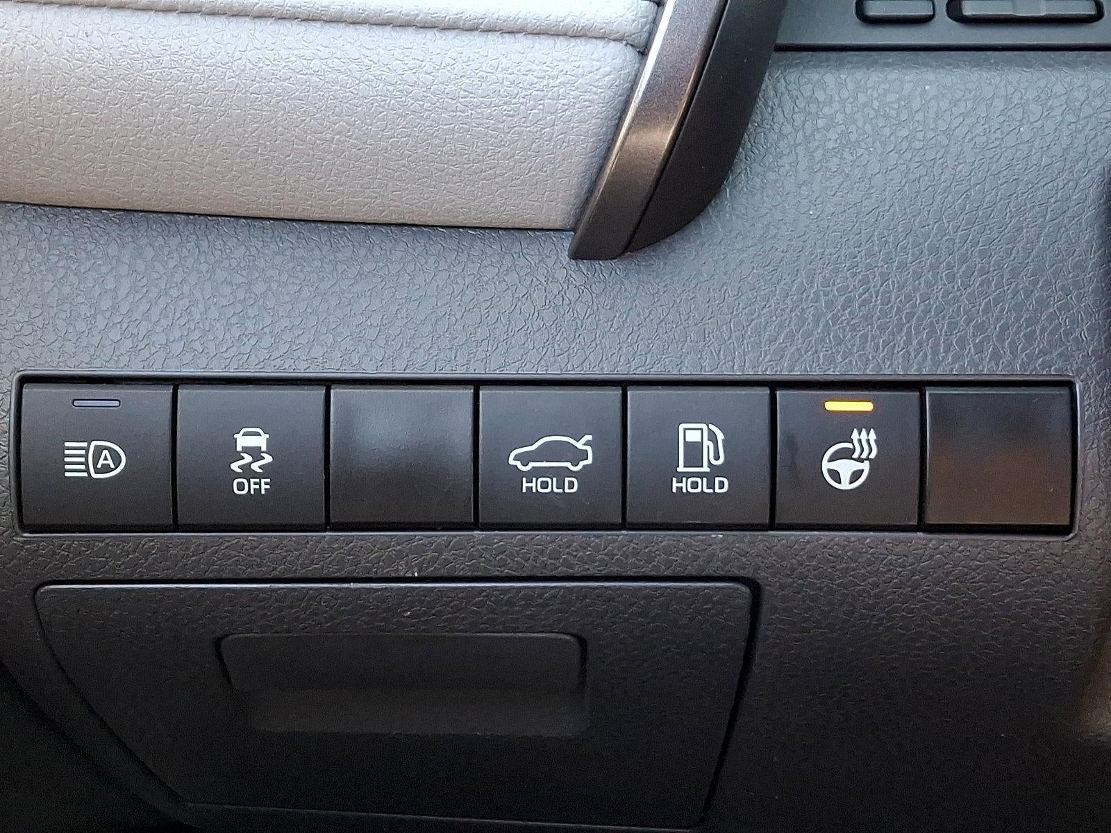 2024 Toyota Camry Hybrid SE CVT (Natl)