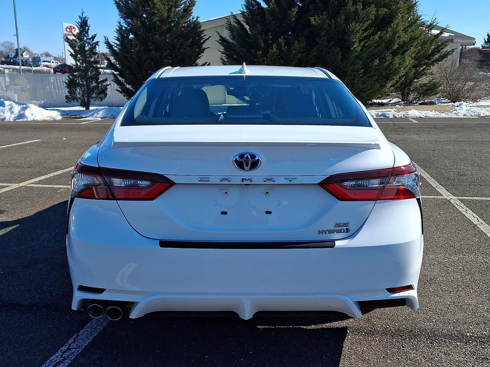 2024 Toyota Camry Hybrid SE CVT (Natl)