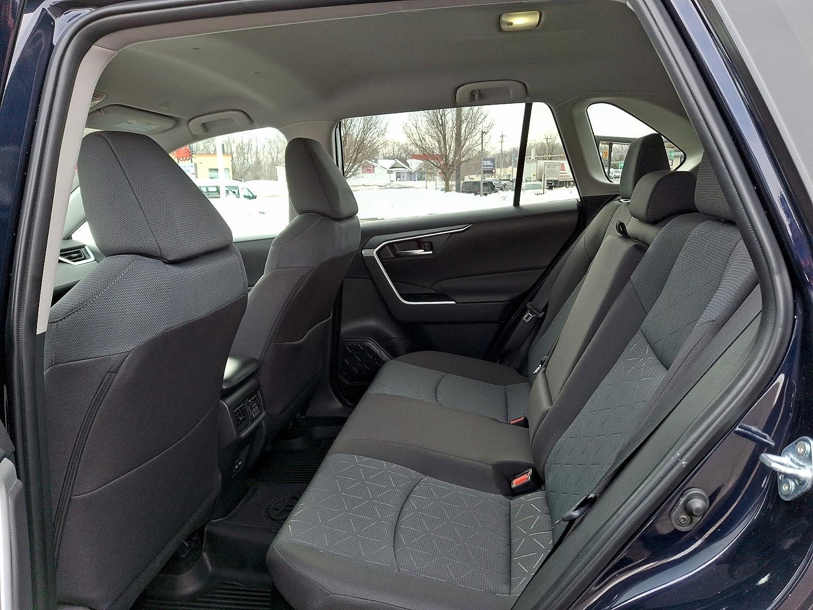 2025 Toyota RAV4 Hybrid XLE AWD (Natl)