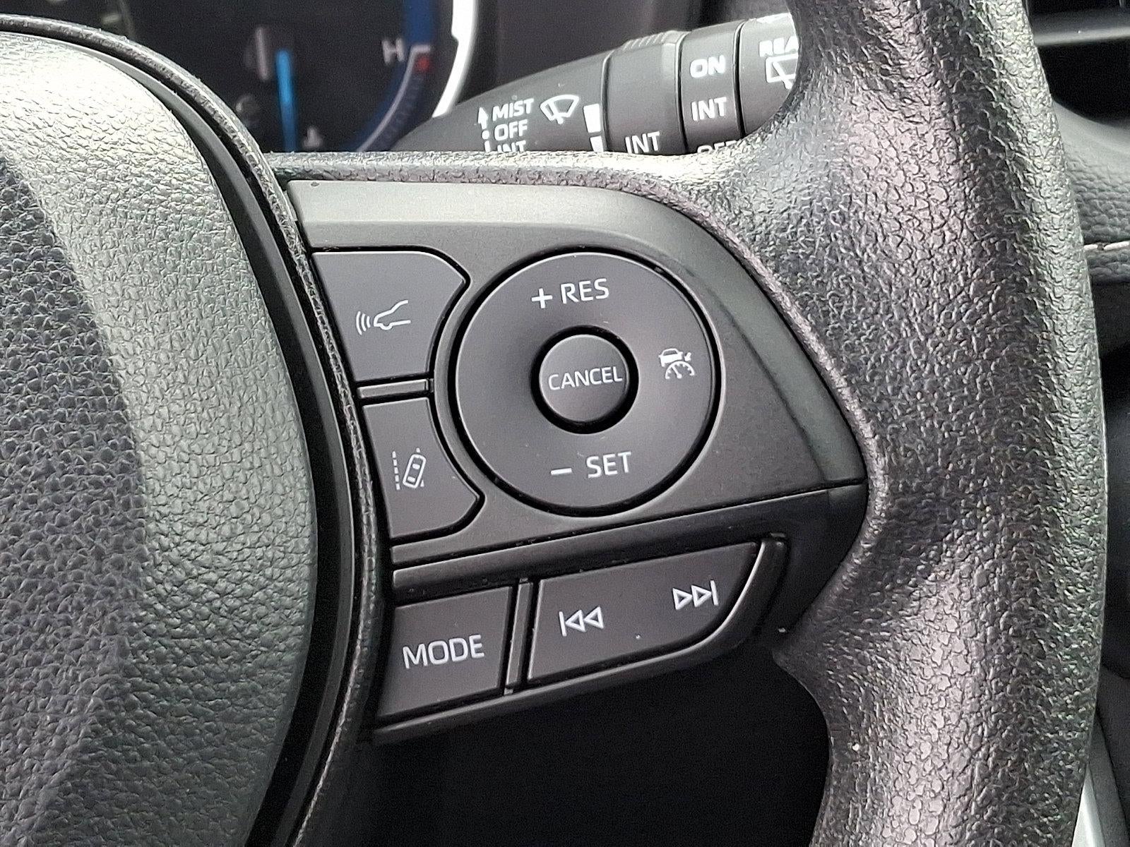 2025 Toyota RAV4 Hybrid XLE AWD (Natl)