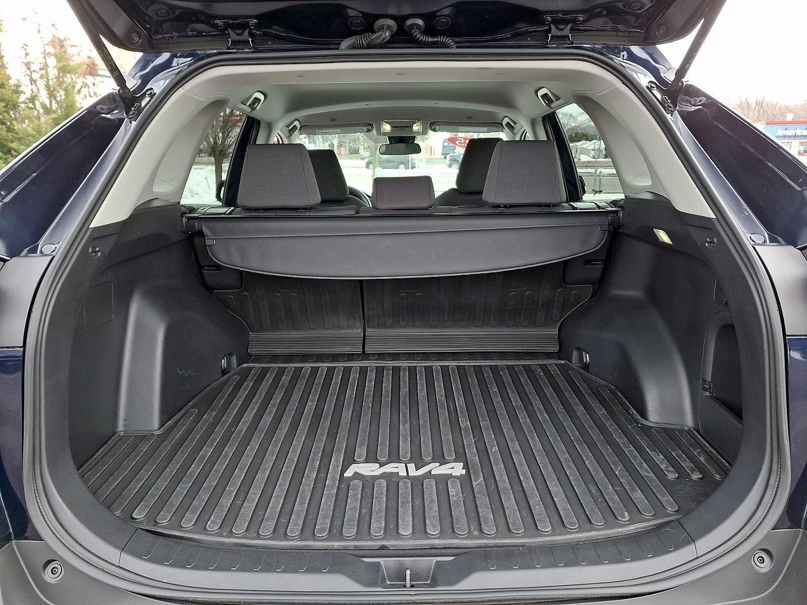 2025 Toyota RAV4 Hybrid XLE AWD (Natl)