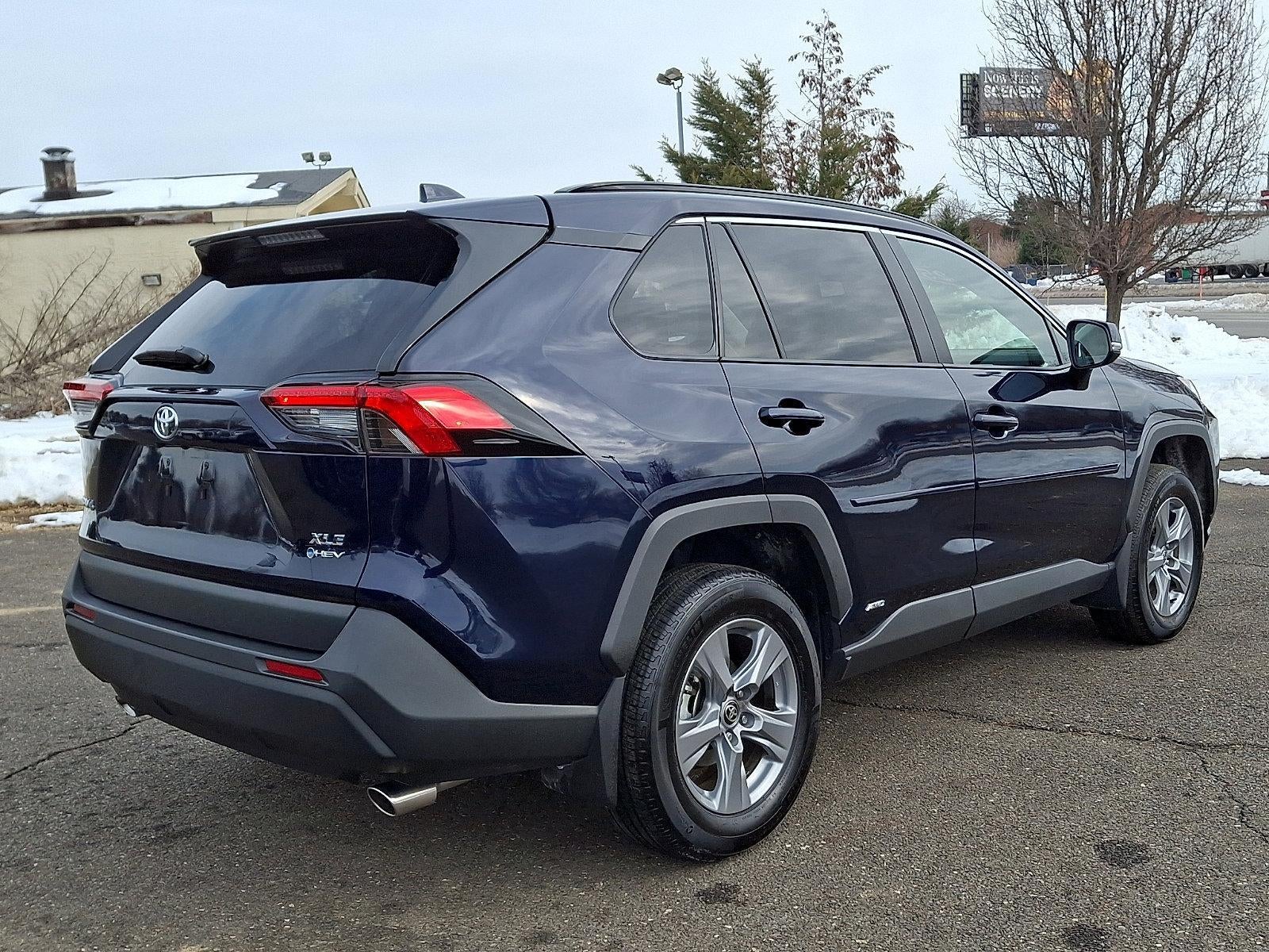 2025 Toyota RAV4 Hybrid XLE AWD (Natl)