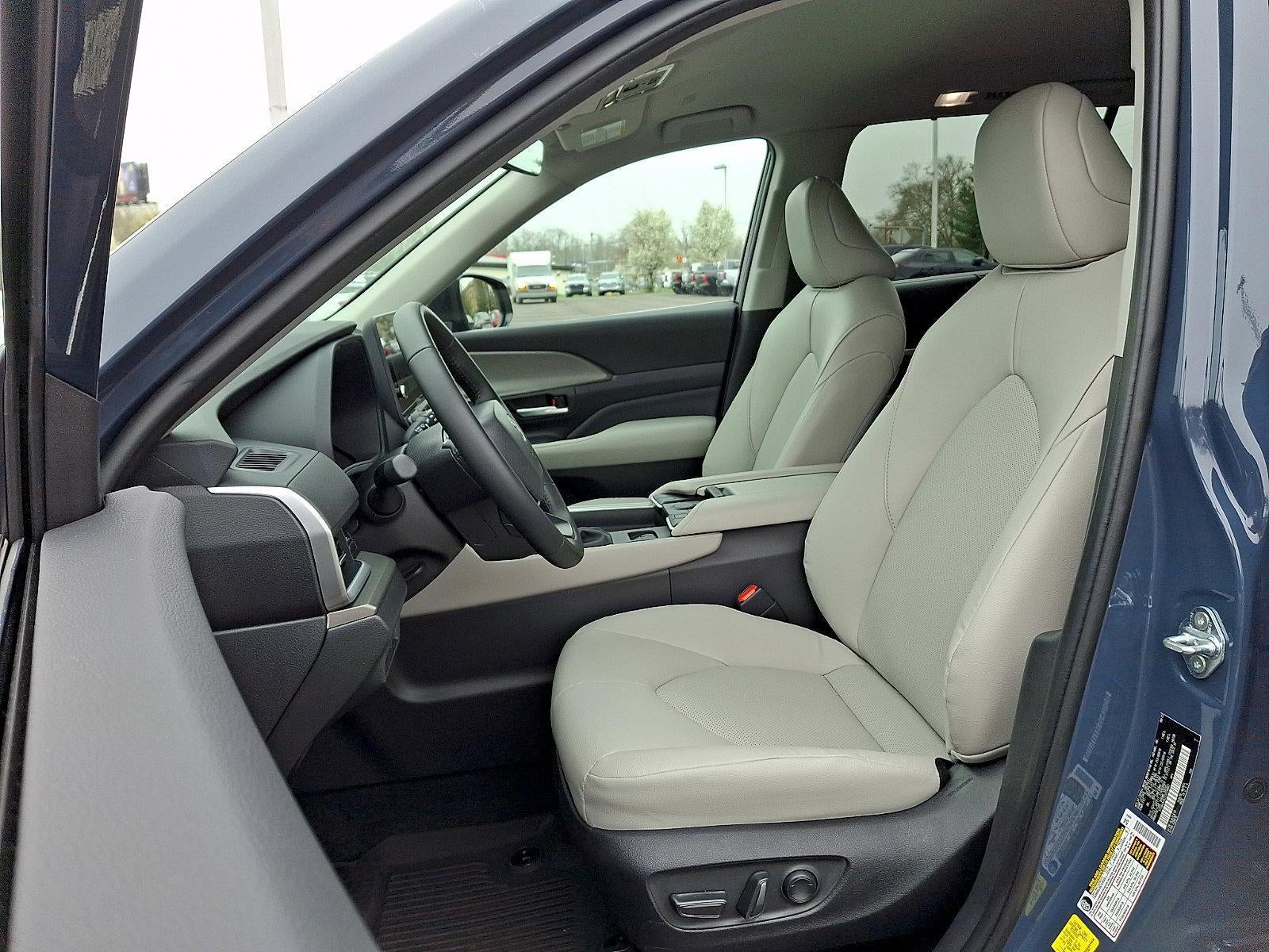 2025 Toyota Grand Highlander XLE FWD (Natl)
