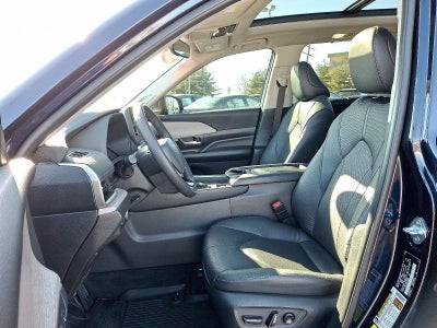 2024 Toyota Grand Highlander Limited AWD (Natl)