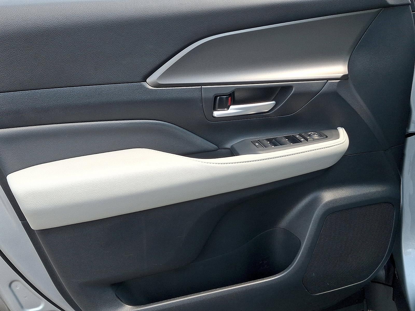 2025 Toyota Grand Highlander XLE AWD (Natl)