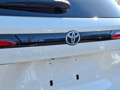 2024 Toyota Grand Highlander Limited AWD (Natl)