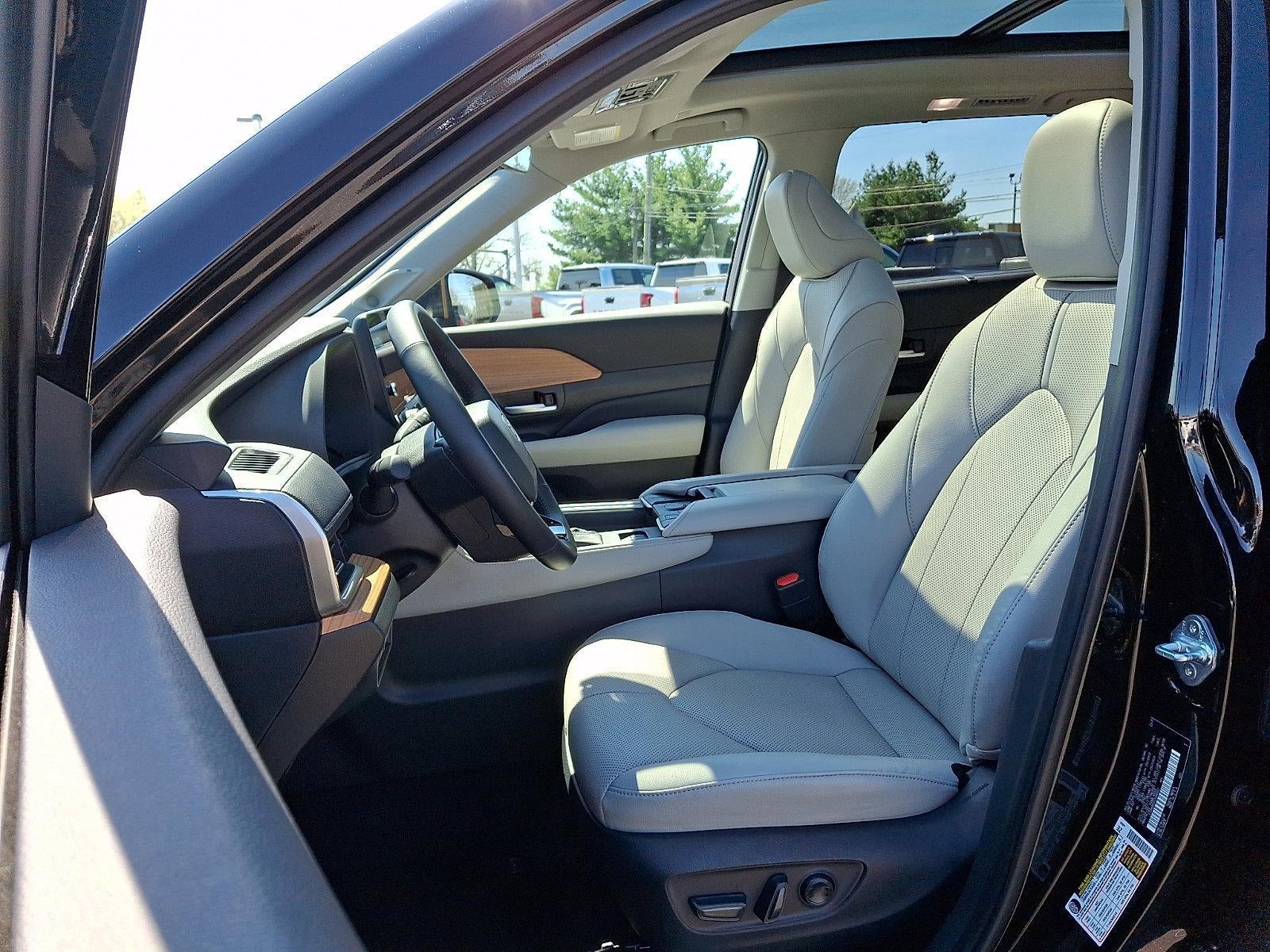 2025 Toyota Grand Highlander Limited AWD (Natl)
