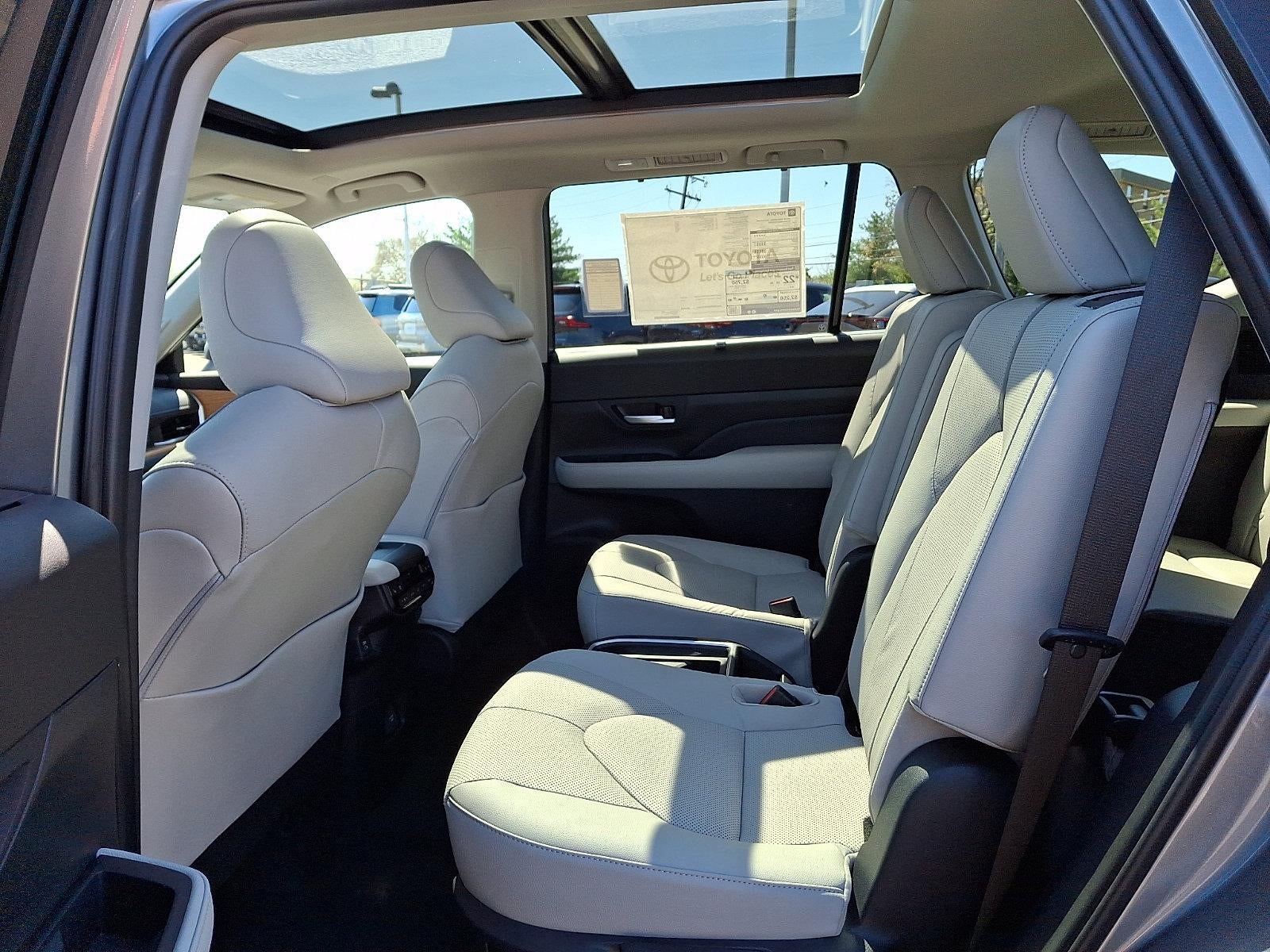 2026 Toyota Grand Highlander Platinum AWD (Natl)