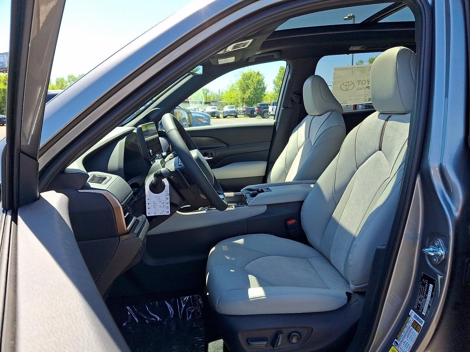 2026 Toyota Grand Highlander Hybrid MAX Platinum AWD (Natl)