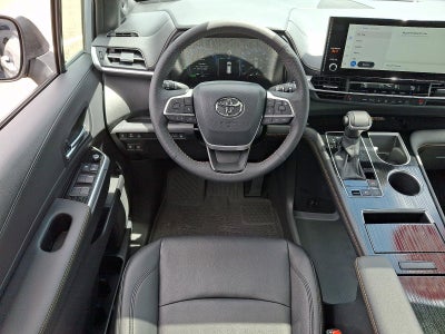2025 Toyota Sienna Woodland Edition AWD 7-Passenger (Natl)