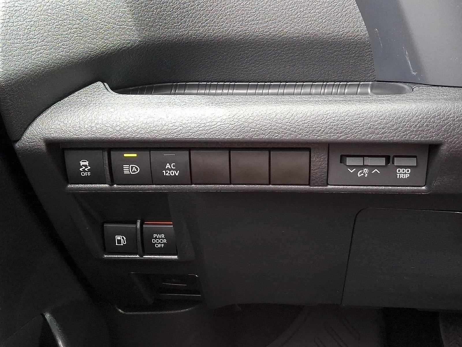2025 Toyota Sienna Woodland Edition AWD 7-Passenger (Natl)
