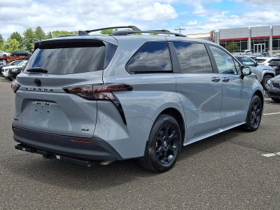 2025 Toyota Sienna Woodland Edition AWD 7-Passenger (Natl)