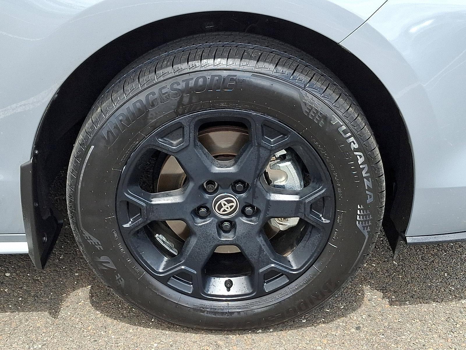2025 Toyota Sienna Woodland Edition AWD 7-Passenger (Natl)