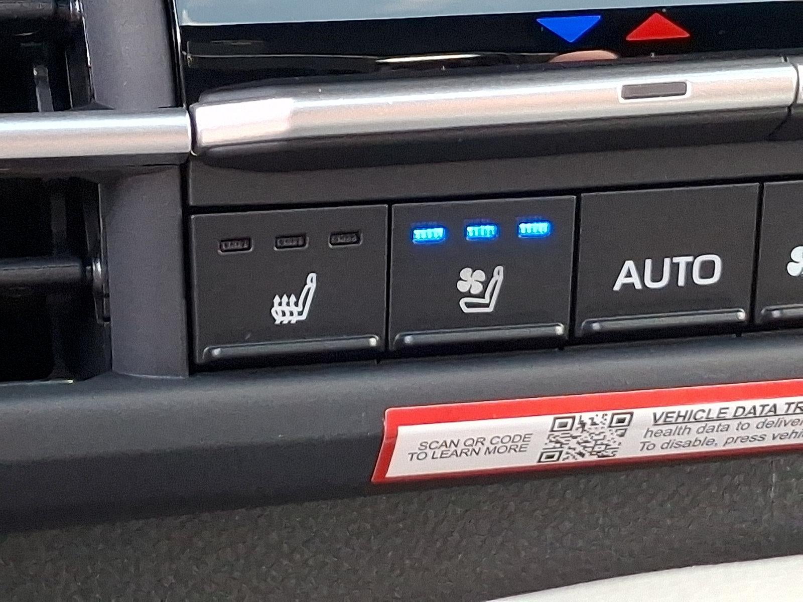 2026 Toyota Sienna Platinum AWD 7-Passenger (GS)