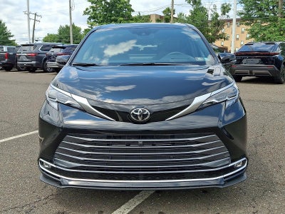 2026 Toyota Sienna Platinum AWD 7-Passenger (GS)