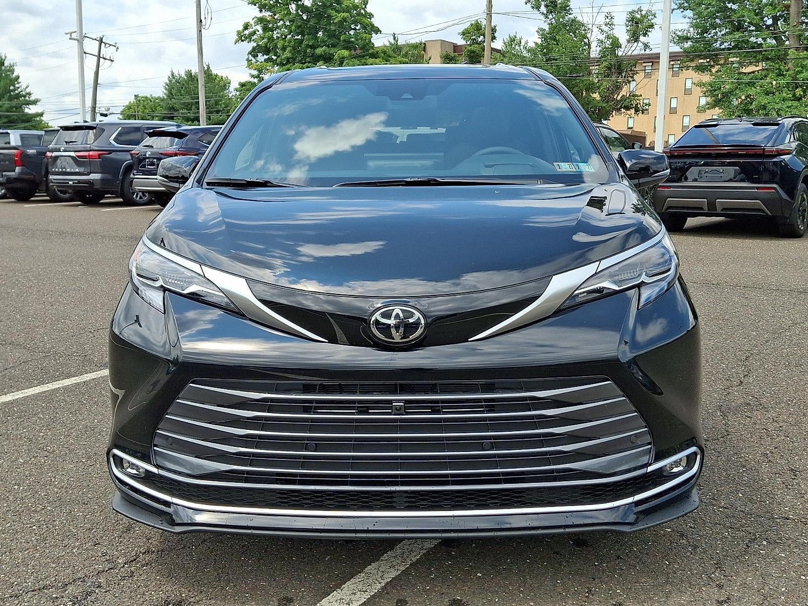2026 Toyota Sienna Platinum AWD 7-Passenger (GS)