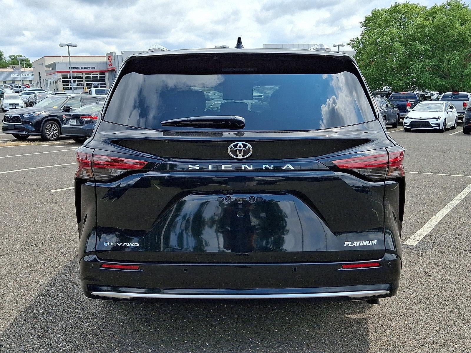 2026 Toyota Sienna Platinum AWD 7-Passenger (GS)