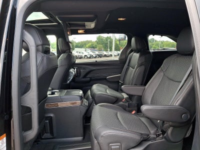 2026 Toyota Sienna Platinum AWD 7-Passenger (GS)