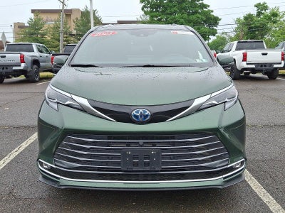 2025 Toyota Sienna Platinum AWD 7-Passenger (Natl)