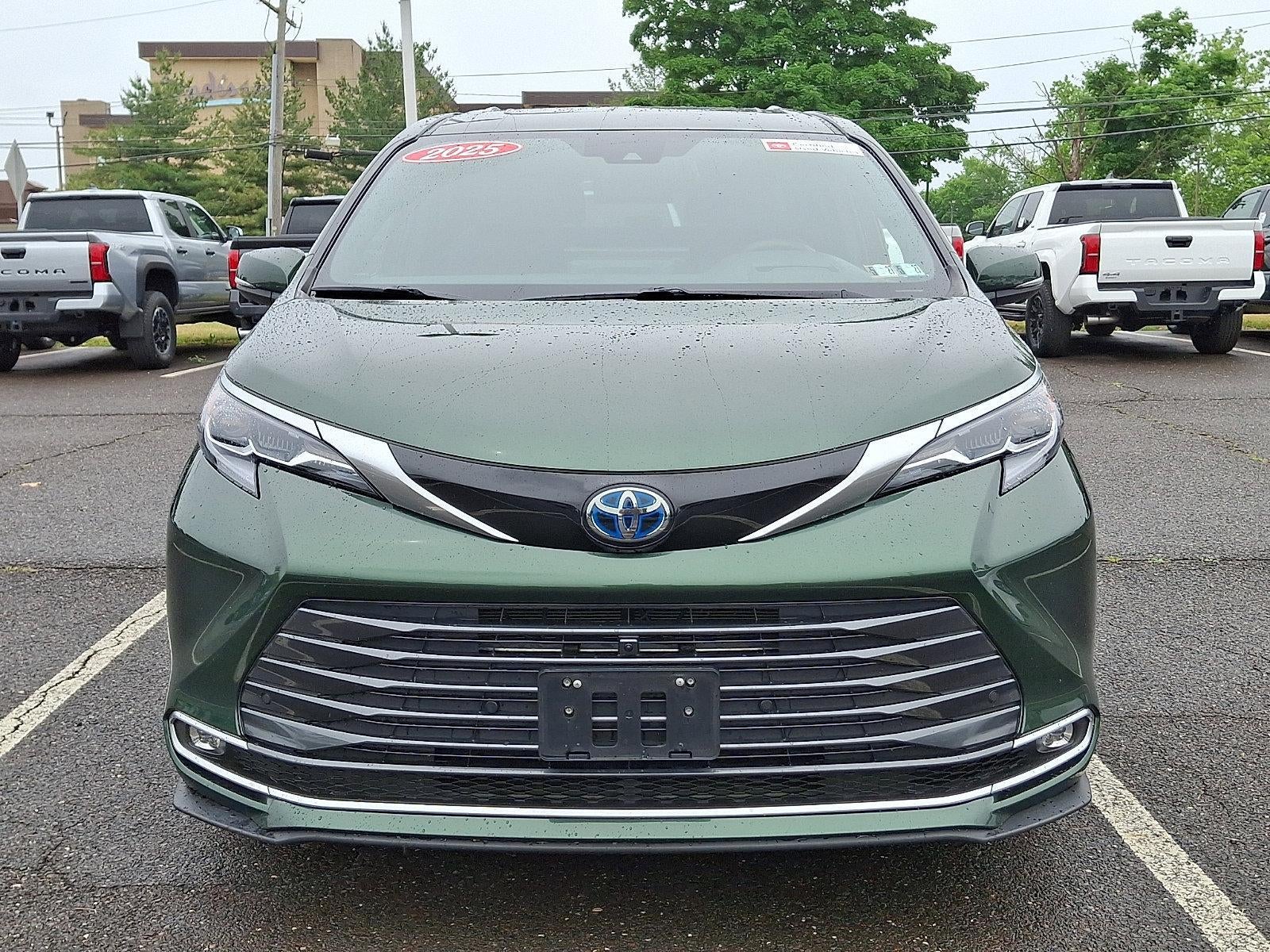 2025 Toyota Sienna Platinum AWD 7-Passenger (Natl)