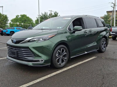 2025 Toyota Sienna Platinum AWD 7-Passenger (Natl)
