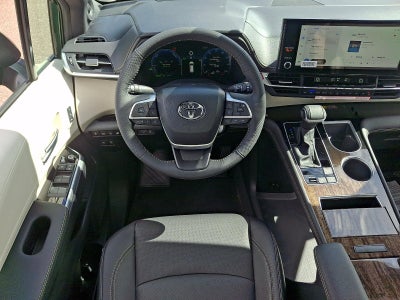 2026 Toyota Sienna Platinum AWD 7-Passenger (GS)