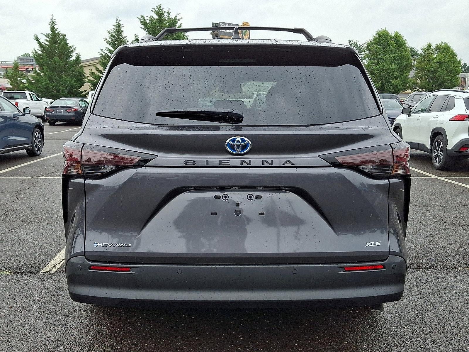 2025 Toyota Sienna XLE AWD 7-Passenger (Natl)