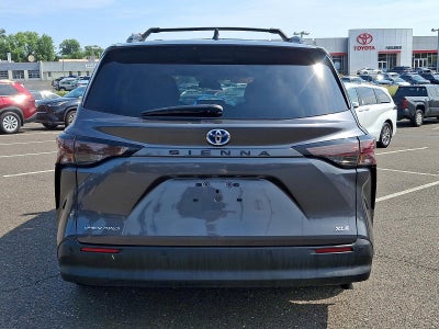 2025 Toyota Sienna XLE AWD 7-Passenger (Natl)
