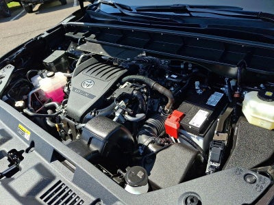 2025 Toyota Highlander XLE AWD (Natl)