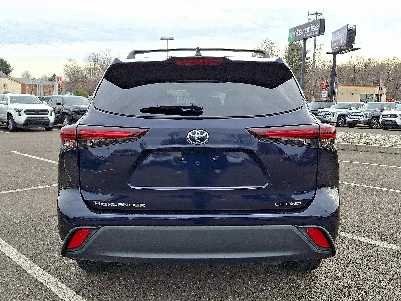 2024 Toyota Highlander LE AWD (Natl)