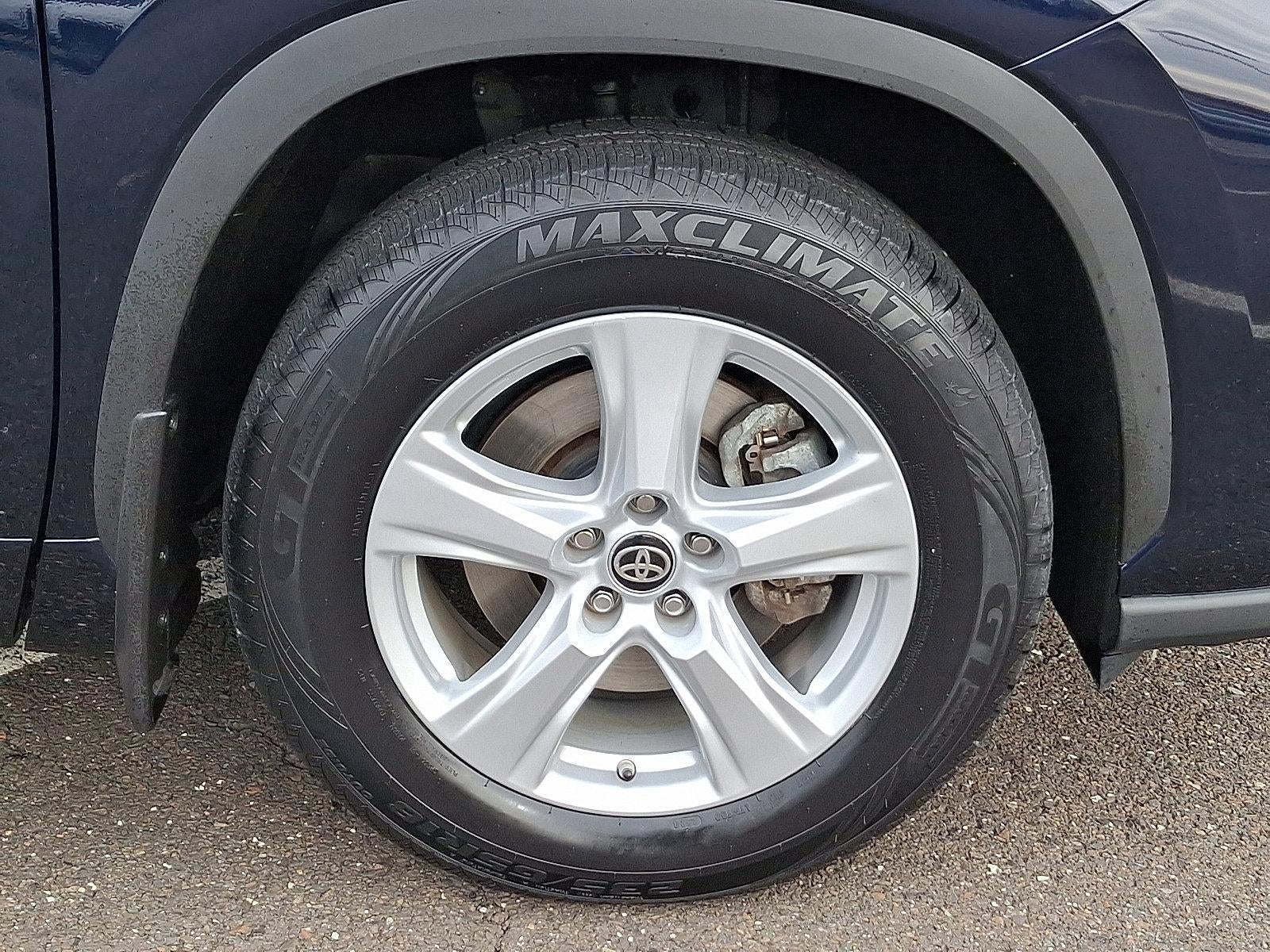 2024 Toyota Highlander LE AWD (Natl)