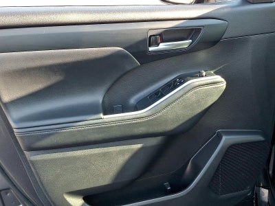 2024 Toyota Highlander XLE AWD (Natl)